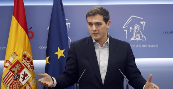 GRAF2570. MADRID, 06/02/2019.- El presidente de Ciudadanos, Albert Rivera, durante la rueda de prensa que ha ofrecido este miércoles en el Congreso de los Diputados, en la que ha anunciado que Cs va a pedir hoy la comparecencia urgente del presidente del