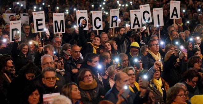 Aspecto de la manifestación en Barcelona. (REUTERS)