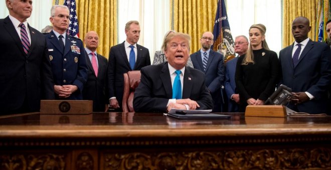 Donald Trump en la ceremonia de firma de la Directiva de Política Espacial 4 en la Casa Blanca en Washington | AFP/Nicholas Kamm