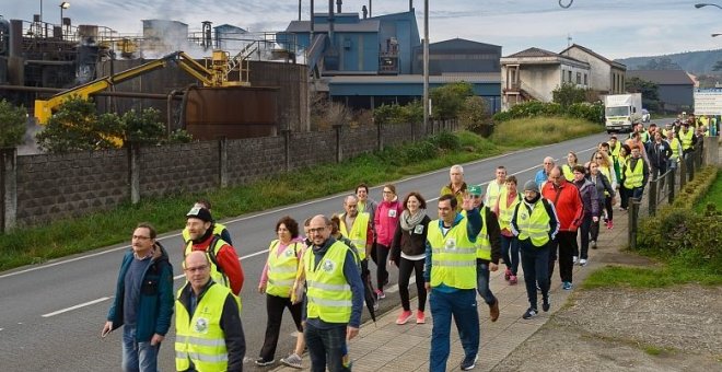 Marcha de trabajadores por el futuro de Ferroatlántica. E.P.