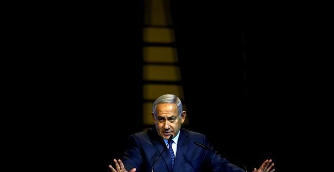 Benjamin Netanyahu, en una reunión con los medios cristianos de Israel. / Reuters