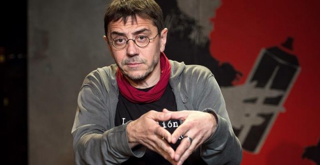 El fundador de Podemos Juan Carlos Monedero durante la entrevista concedida a Efe. EFE/Luca Piergiovanni