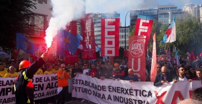 Manifestación de trabajadores de la multinacional Alcoa en A Coruña. E.P.