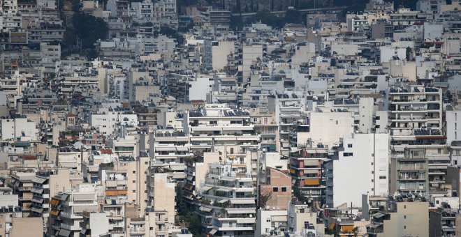 Vista del paisaje urbano de Atenas. REUTERS/Costas Baltas