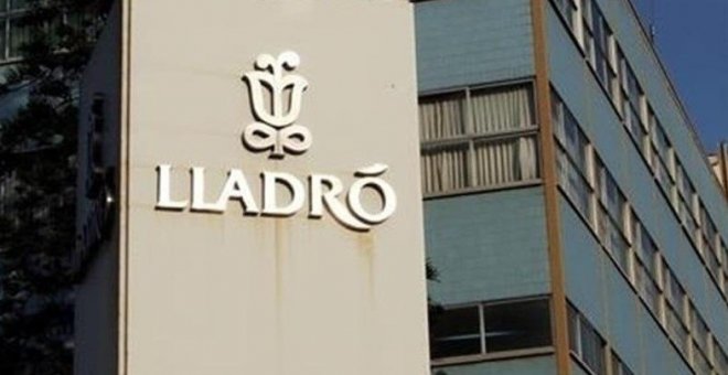 Logo de Lladró en su sede. E.P.