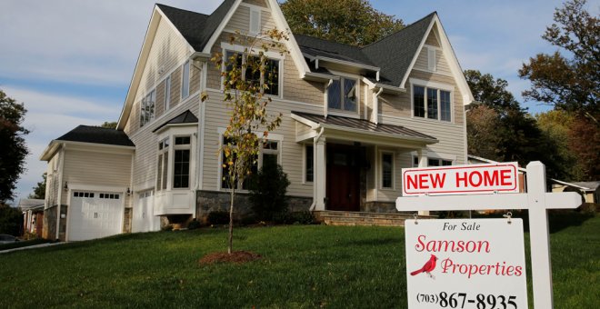 Casa en venta en la localidad de Vienna, en las afueras de Washington. REUTERS / Larry Downing