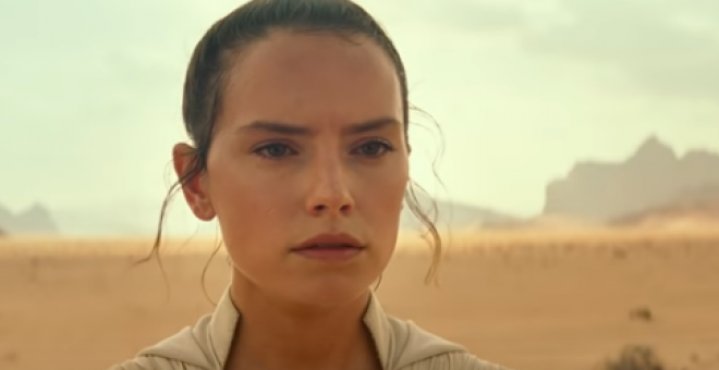 Daisy Ridley, que interpreta a Rey en la saga de 'Star Wars' en una captura de pantalla del adelanto de la última película. / YOUTUBE