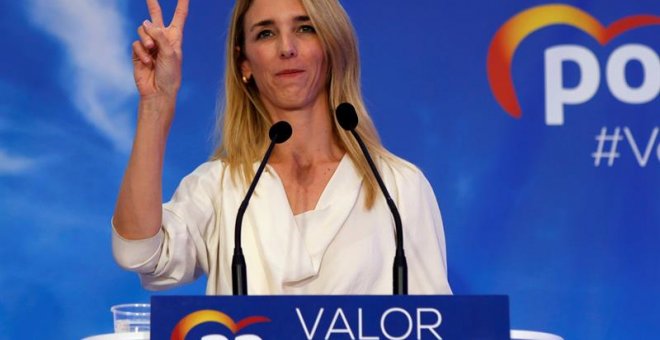 La cabeza de lista del PP al Congreso por Barcelona, Cayetana Álvarez de Toledo, interviene en el inicio de campaña para las elecciones generales del 28 de Abril. EFE/Quique García