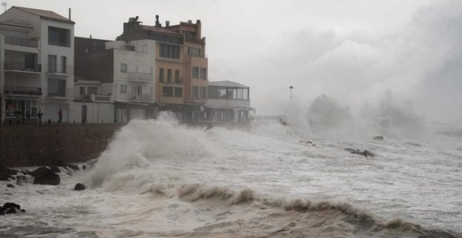 Temporal en L'Escala (Girona) en foto de archivo./ Peter Townsend (EFE)