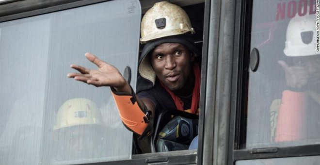 Rescatan con vida a los 1.800 trabajadores atrapados e una mina. Imagen de archivo