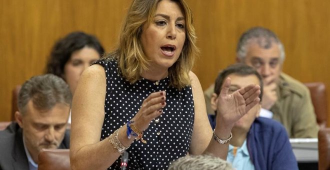 03/05/2019.- La secretaria general del PSOE-A, Susana Díaz, durante la sesión de control al Ejecutivo hoy en el Parlamento de Andalucía en Sevilla. EFE/Julio Muñoz