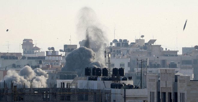 05/05/2019 - Caída de un misil durante los ataques aéreos israelíes en la ciudad de Gaza el 5 de mayo de 2019 | Reuters/ Mohammed Salem