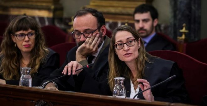 Bentl Salellas i Marina Roig, advocats de Jordi Cuixart