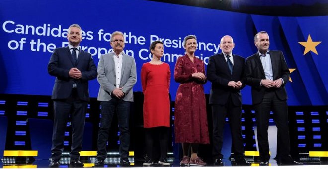 15/05/2019.- Los candidatos para presidir la Comisión Europea posan antes de comenzar el debate presidencial televisado celebrado en el Parlamento Europeo, en Bruselas (Bélgica). EFE/Olivier Hoslet