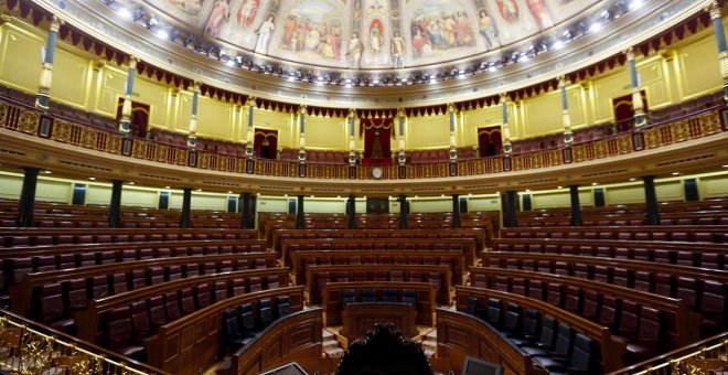 El Hemiciclo del Congreso de los Diputados vacío, visto desde el asiento de la presidencia de la Cámara. REUTERS/ergio Pérez