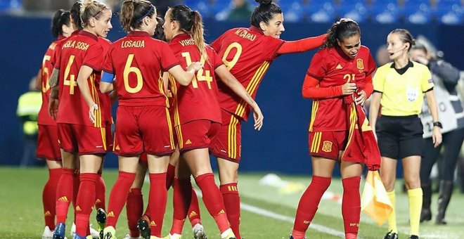 La selección española de fútbol femenino arranca el mundial de Francia/. Twitter @mariona8co