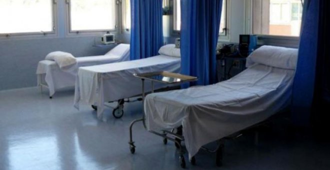 Los hospitales públicos de Madrid cerrarán casi el 20% de sus camas desde julio hasta finales de septiembre.