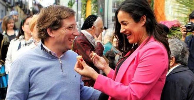 El candidato del PP a la Alcaldía de Madrid, José Luis Martínez Almeida, y la de Cs, Begoña Villacís. /EFE