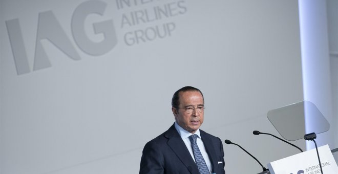El presidente del holding aéreo IAG, Antonio Váquez, durante la junta de accionistas de la compañía. E.P.