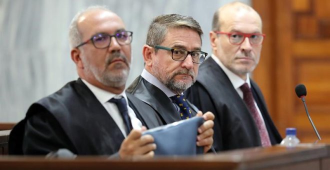 El Tribunal Superior de Justicia de Canarias comenzó este lunes el juicio contra el magistrado de la Audiencia de Las Palmas Salvador Alba. EFE
