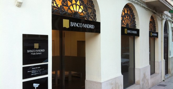 Fachada de una de las sedes de Banco Madrid.
