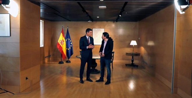 Pedro Sánchez y Pablo Iglesias durante la quinta reunión desde el 28-A / EFE
