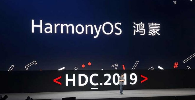 Richard Yu, consejero delegado de consumo de Huawei, presenta HarmonyOS en Dongguan, (China). REUTERS
