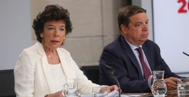 La ministra portavoz del Gobierno, Isabel Celaá, en la rueda de prensa posterior al Consejo de Ministros | Europa Press