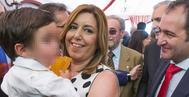 La secretaria general del PSOE de Andalucía, Susana Díaz, y su marido, José María Moriche. / EFE