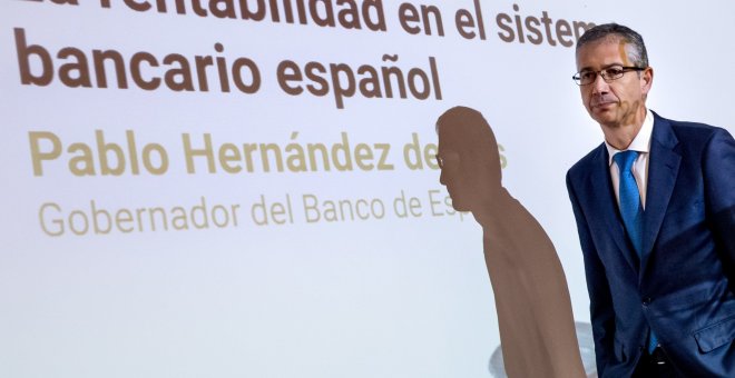 El gobernador del Banco de España, Pablo Hernández de Cos, en una conferencia organizada por el Instituto Valenciano de Investigaciones Económicas (Ivie). EFE/Biel Aliño