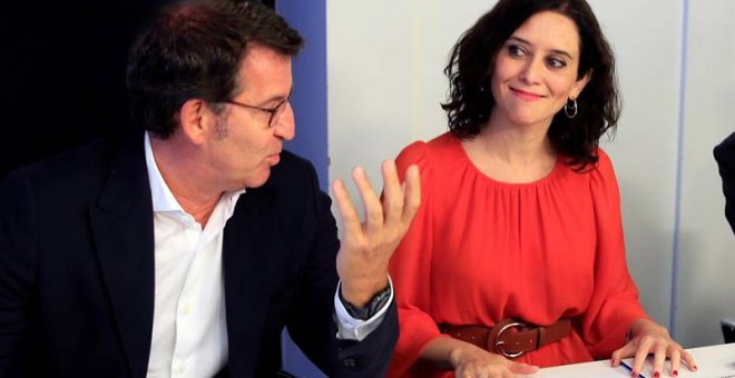 Isabel Díaz Ayuso junto al presidente de la Xunta de Galicia, Alberto Núñez Feijóo. (FERNANDO ALVARADO | EFE)