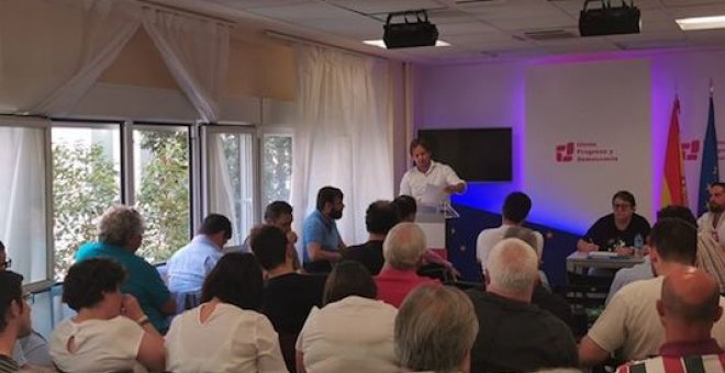 Reunión de UPyD. Twitter.