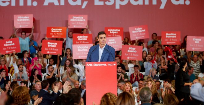El presidente del Gobierno en funciones, Pedro Sánchez, interviene durante un acto político en Barcelona. EFE/ Quique García