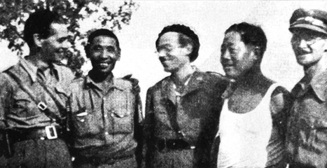 Zhang Ruishu (segundo por la izquierda) junto a sus compañeros de la XIV Brigada. / Hwei-Ru Tsou y Len Tsou
