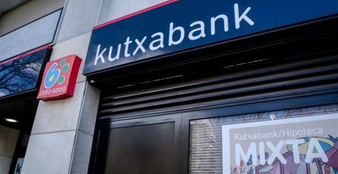 Fotografía de archivo de una sucursal del banco Kutxabank - EUROPA PRESS
