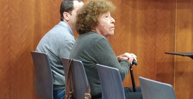 La veterana activista por la regularización del cannabis Fernanda de la Figuera, durante el juicio en el Juzgado de lo Penal 5 de Málaga. DAVID BOLLERO