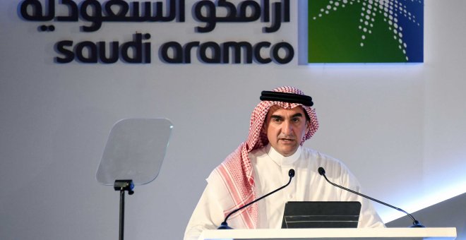 El presidente de la compañía petrolera saudí, Al-Rumayyan, en una rueda de prensa. / Europa Press