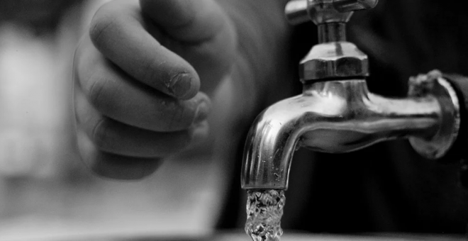 El elevado coste del saneamiento del agua ha disparado los costes de las familias en este apartado./Musiking / Pixabay
