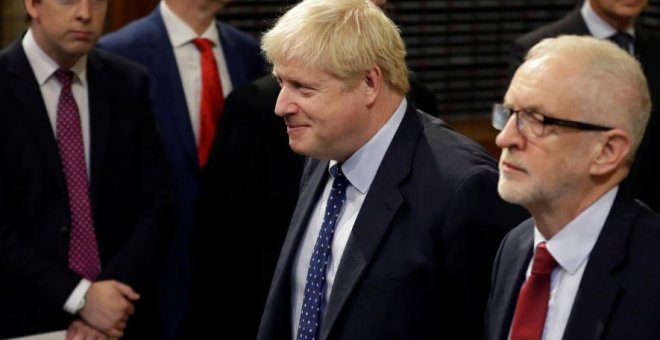 24/10/2019 - El primer ministro británico Boris Johnson y el líder del Partido Laborista Jeremy Corbyn. / REUTERS