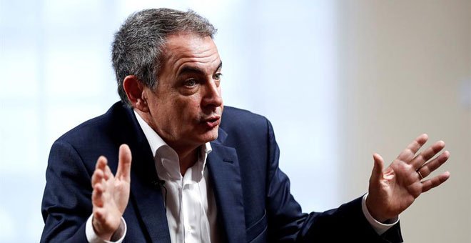 Zapatero considera que la contribución de Otegi fue decisiva para el fin de ETA. / SEBASTIÃO MOREIRA (EFE)