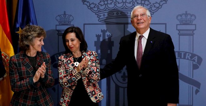 El ministro de Exteriores en funciones y próximo jefe de la diplomacia europea, Josep Borrell, se ha despedido de su cargo este viernes en un acto celebrado en el Palacio de Santa Cruz en Madrid donde ha estado acompañado de las titular en funciones de De