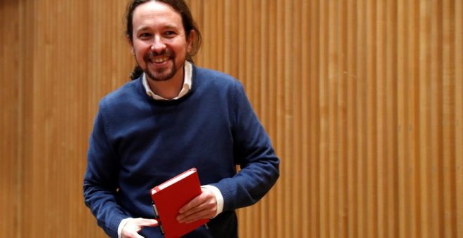 El secretario general de Podemos, Pablo Iglesias, en la presentación de su libro 'Nudo España' en el Congreso. / EFE