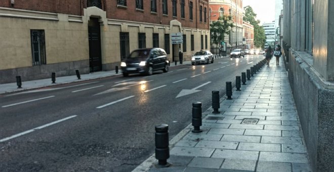 Imagen de la madrileña calle Mártires de Alcalá, que queda ahora fuera del áera de Madrid Central. SOMOS CHAMBERÍ