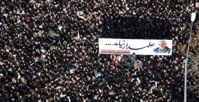 07/01/2020- El pueblo iraní sale a las calles por el funeral del general iraní Qassem Soleimani, atacado en el aeropuerto de Bagdad. Reuters/ Khamenei
