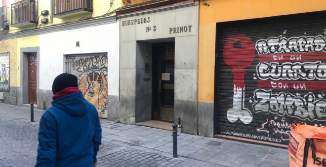 Hostal Prinoy, en la calle Cabestreros de Lavapiés, en Madrid.-
