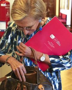 La líder de UPyD, Rosa Díez, a su llegada a la reunión de la Junta de Portavoces, hoy en el Congreso de los Diputados. EFE/Ballesteros