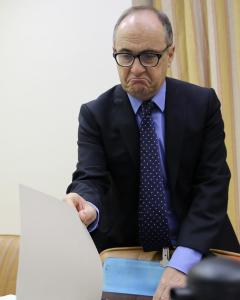 El presidente del Fondo de Reestructuración Ordenada Bancaria (FROB), Fernando Restoy, durante su comparecencia en la Comisión de Economía y Competitividad del Congreso de los Diputados. EFE/Ballesteros