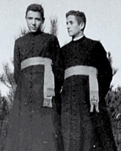 Xexús Mato, a la derecha, en 1947.