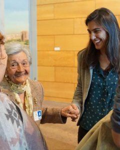 Ascensión Mendieta a su llegada a la Asamblea de Madrid