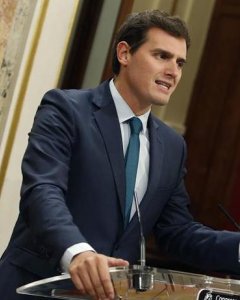 El lider de Ciudadanos Albert Rivera comparece en el Escritorio del Congreso de los Diputados. /EFE